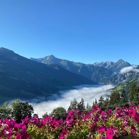Ferienhaus Zillertal Panorama Blick Balkon Sauna Цельберг Экстерьер фото