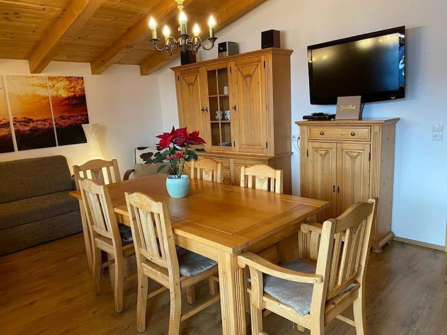 Ferienhaus Zillertal Panorama Blick Balkon Sauna Цельберг Экстерьер фото