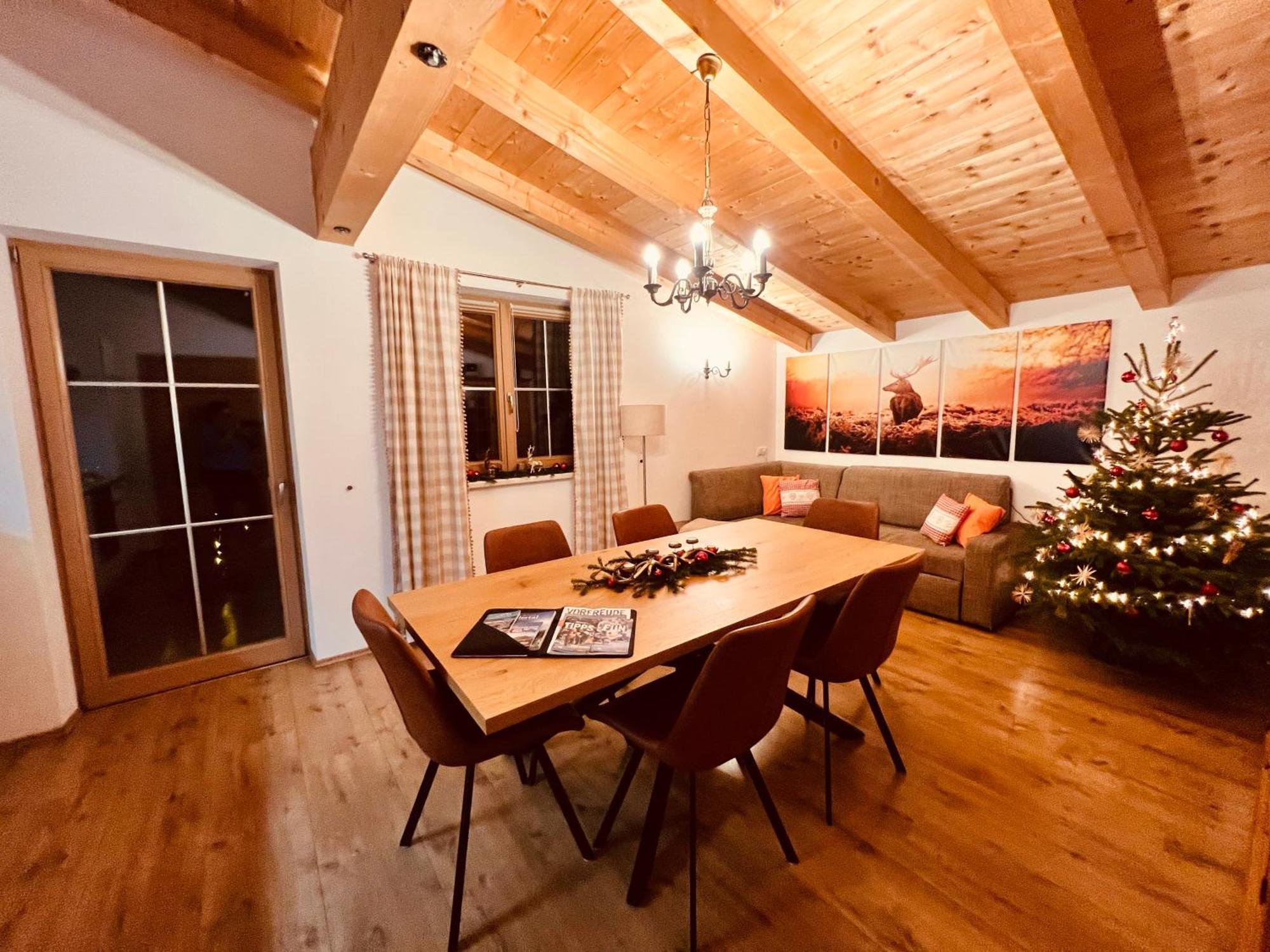 Ferienhaus Zillertal Panorama Blick Balkon Sauna Цельберг Экстерьер фото